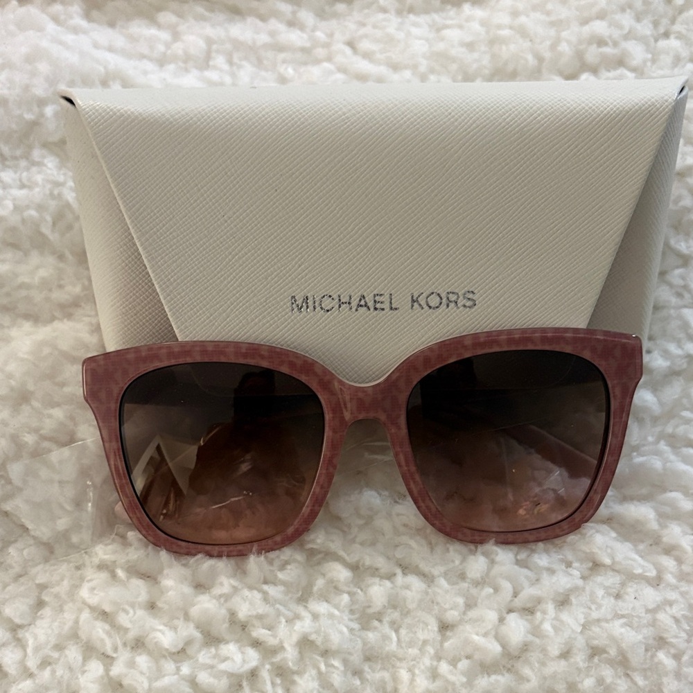 Never worn Michael Kors Sunglasses